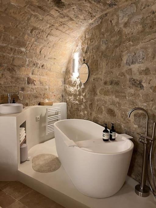 Apartament Marais - Unique Duplex Decorated With Taste Paryż Zewnętrze zdjęcie