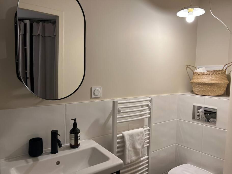 Apartament Marais - Unique Duplex Decorated With Taste Paryż Zewnętrze zdjęcie